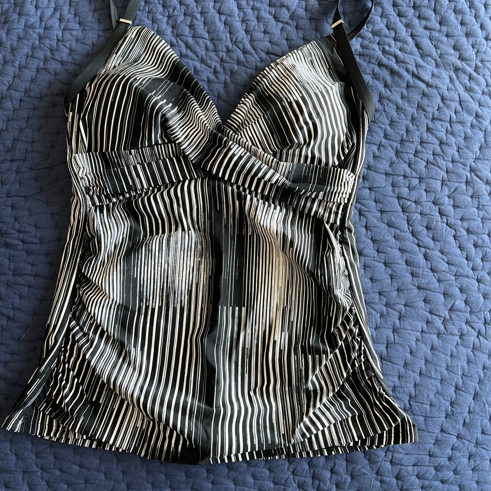 Women’s Calvin Klein Tankini Slimming Top